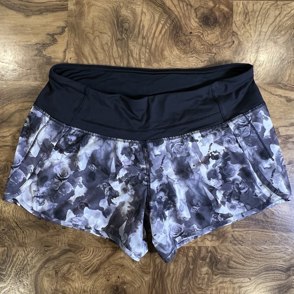 Lululemon Speed Short in Mini Pattern Obscurred Black Dusty Black Size 6